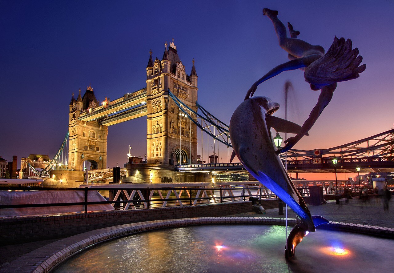 London bridge at evening